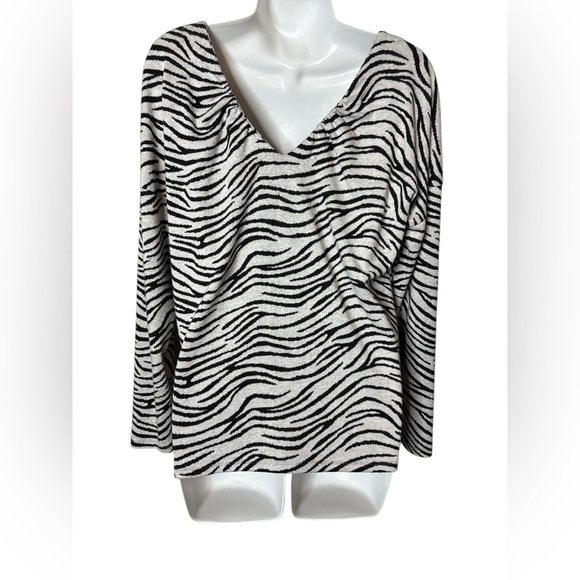 Maeve Anthropologie Top Women’s Sz M Zebra Animal Print V Neck Soft Knit Sexy - Picture 5 of 12